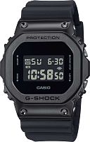 Часы наручные CASIO GM-5600UB-1D
