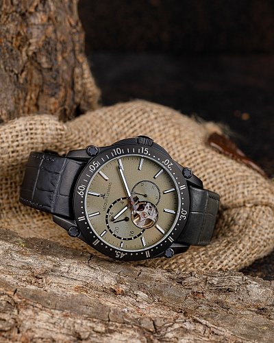 Модельный ряд пополнился механическими часами Jacques Lemans — 1-2201