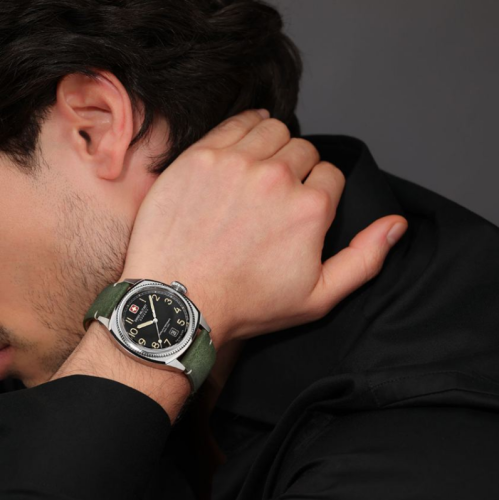 Часы наручные SWISS MILITARY HANOWA SMWGB0003703 фото 2 Часы наручные SWISS MILITARY HANOWA SMWGB0003703 фото 2