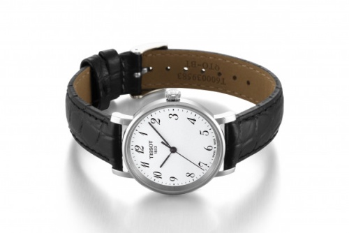 Часы наручные TISSOT T109.210.16.032.00 фото 3