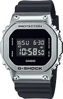 Часы наручные CASIO GM-5600U-1D